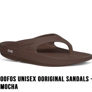 MOCHA OOFOS Unisex OOriginal Sandals euro 40, mens 7, womens 9